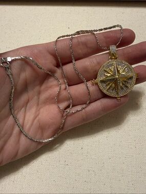 Sterling Silver 925 Gold Compass Pendant Necklace 17’ in
